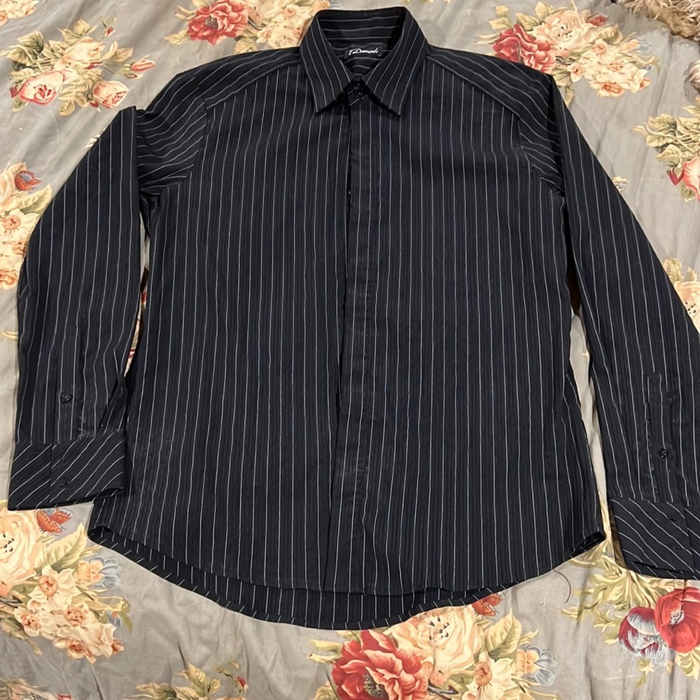 Tailored Mens button up long sleeve shirt